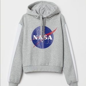 H&M small long sleeved gray sweatshirt